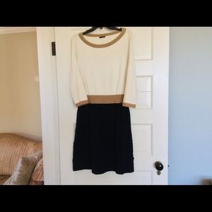 Ann Taylor knitted cotton dress black cream tan Med nice knit detail on hem